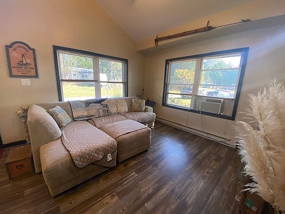 2nd image of 5152 Blue Point Dr