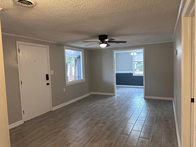 645 Two Notch Rd — Photo 9