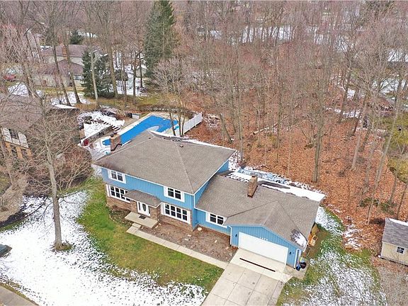 4th image of 1475 Woodlake Blvd