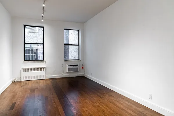 Rented by Bold New York | media 20