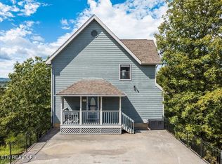 425 Stone Ridge Way, Pigeon Forge, TN 37863