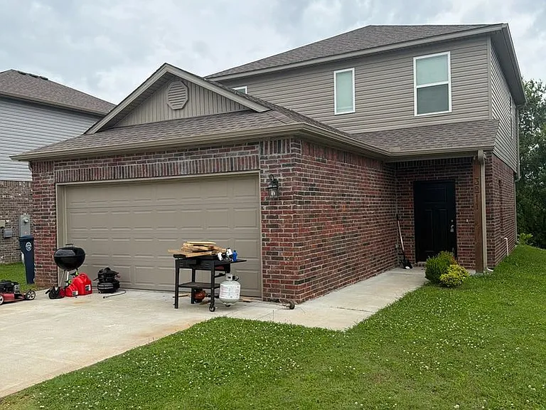 3211 Gulley Ln — Photo 2