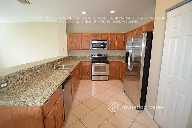 2781 S Evergreen Cir Boynton Beach, FL 33426 — Photo 3