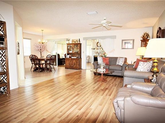 3rd image of 2217 Orkney Dr