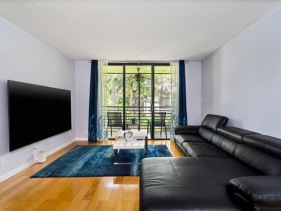 4th image of 7579 NW 79th Avenue #204