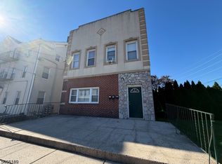 121 Harrison St, Nutley, NJ 07110