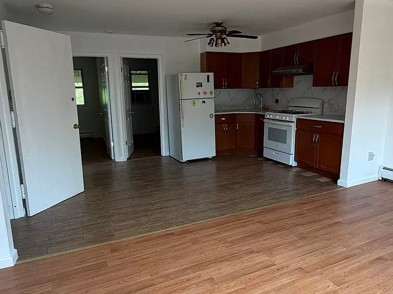 622 Hylan Blvd #2 — Photo 6