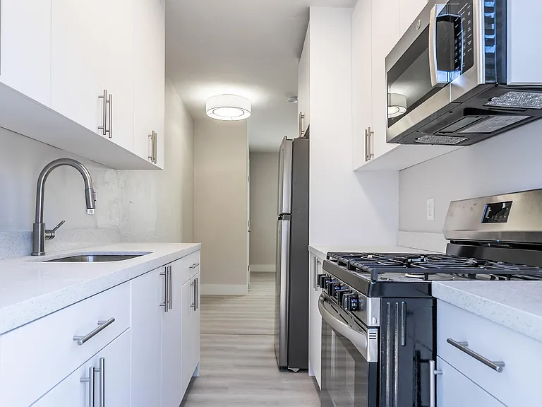 2418 Flamingo Dr #8 — Photo 23