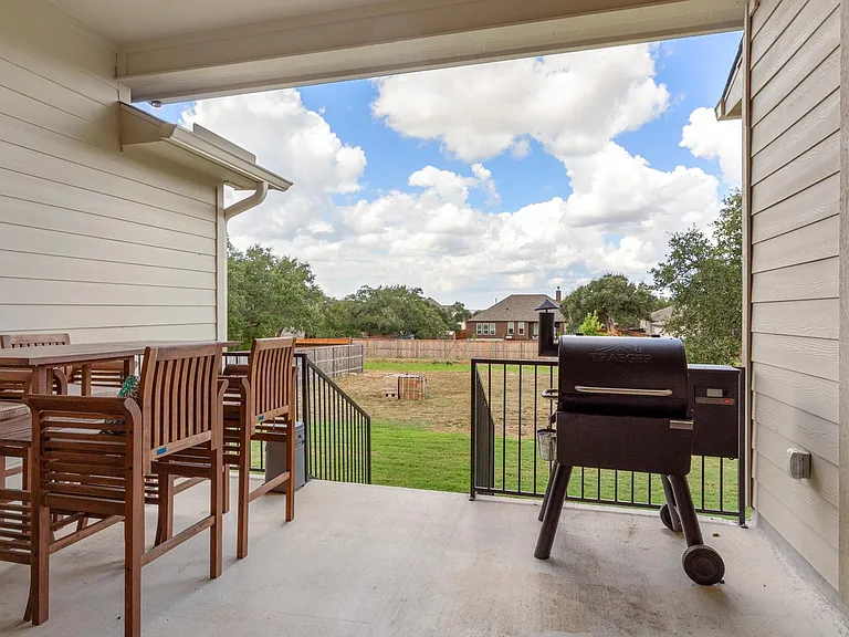 270 Lilly Blf — Photo 20