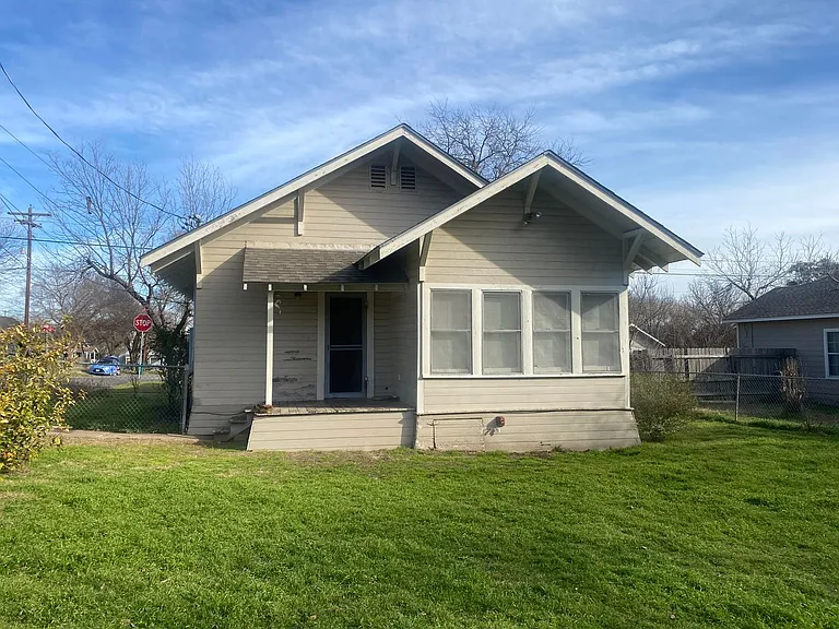 738 N Wall St — Photo 18
