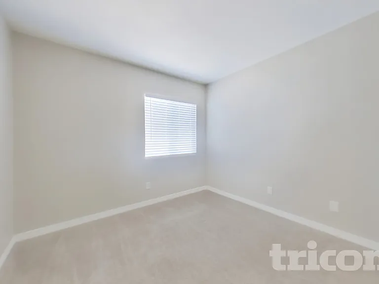 11934 N Olive St — Photo 10