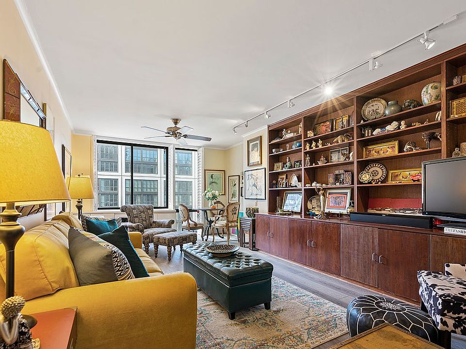 1st image of 215 W 95th St APT 6M