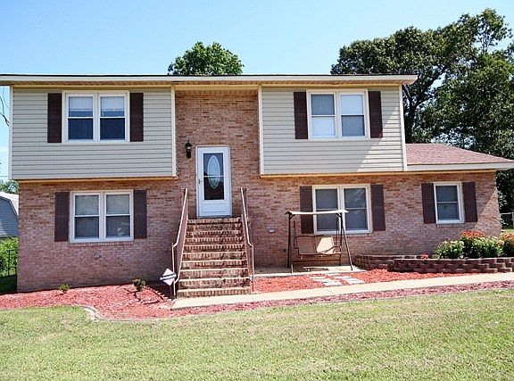2nd image of 302 Lorease Dr