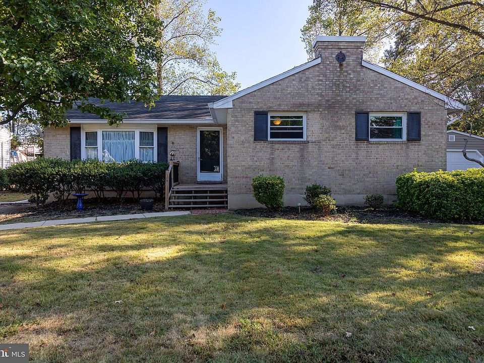 1st image of 289 Cross Creek Dr