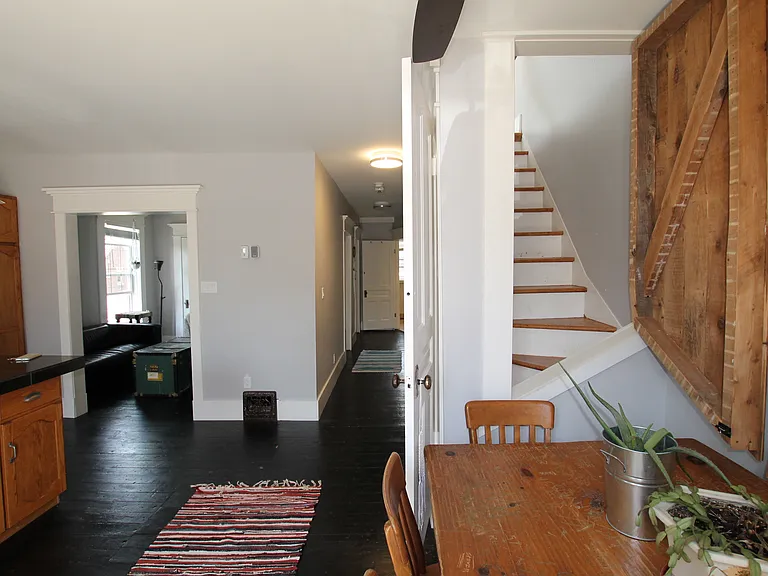 211 Paisley St #A — Photo 6