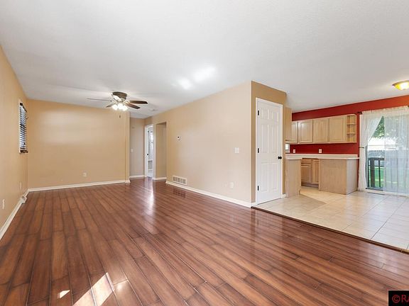 5th image of 414 Linda Dr