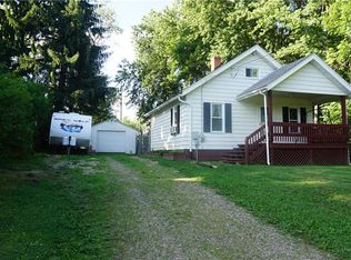 3701 Lovers Ln, Ravenna, OH 44266