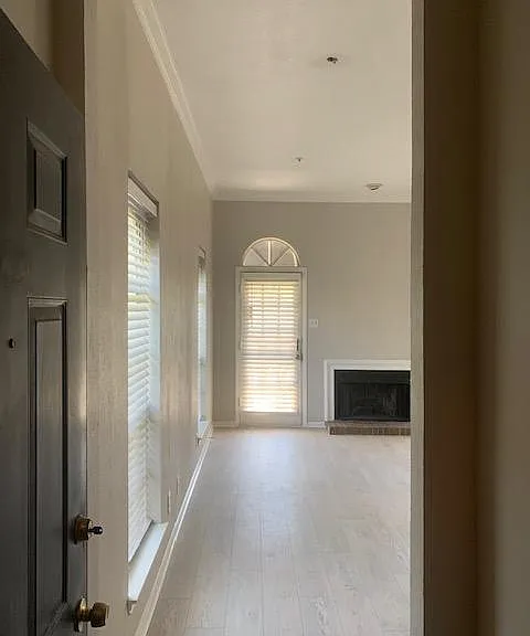 4315 Cole Ave #106 — Photo 3