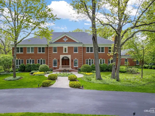 1900 Millburne Rd, Lake Forest, IL 60045