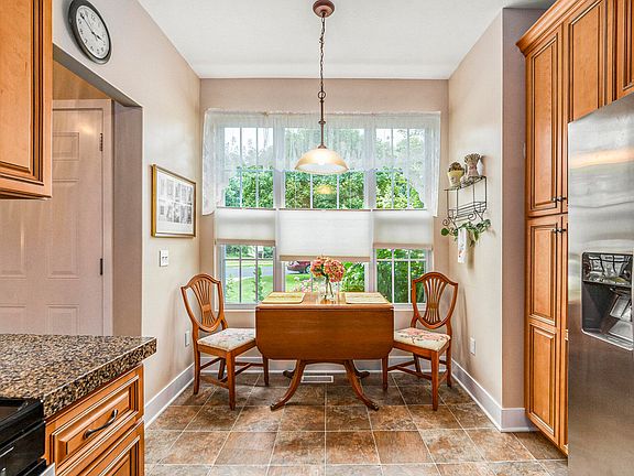 5th image of 12619 Broadmoor Pl