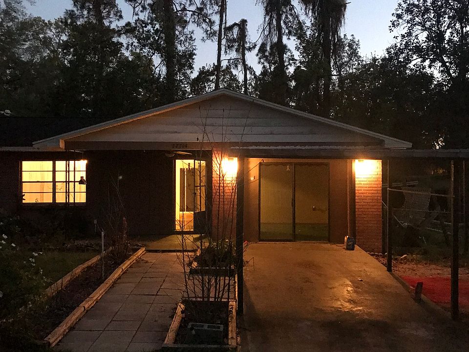 1st image of 37714 Poinsettia Ave