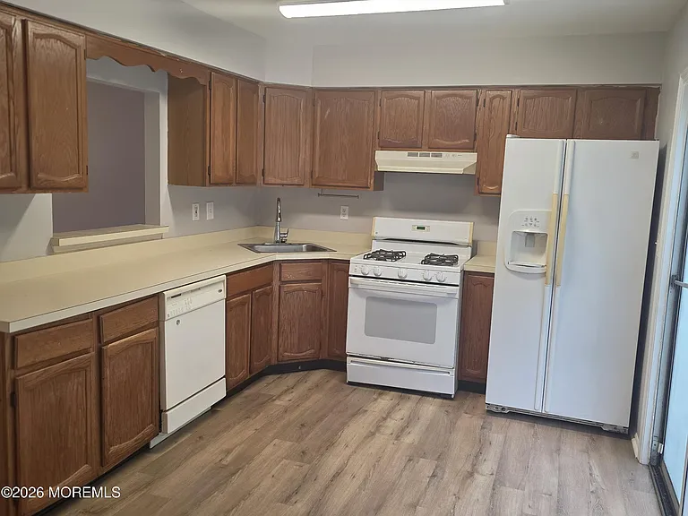 421 Ibis Ct — Photo 5