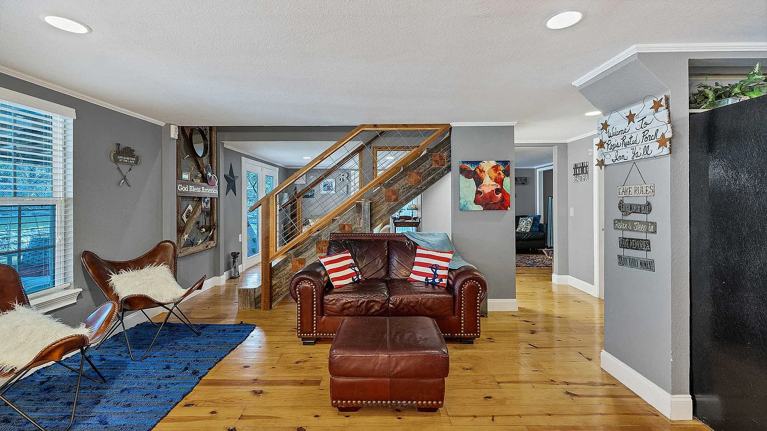 3 bed, 2.0 bath, 1980 sqft, $5,486 — Photo 2