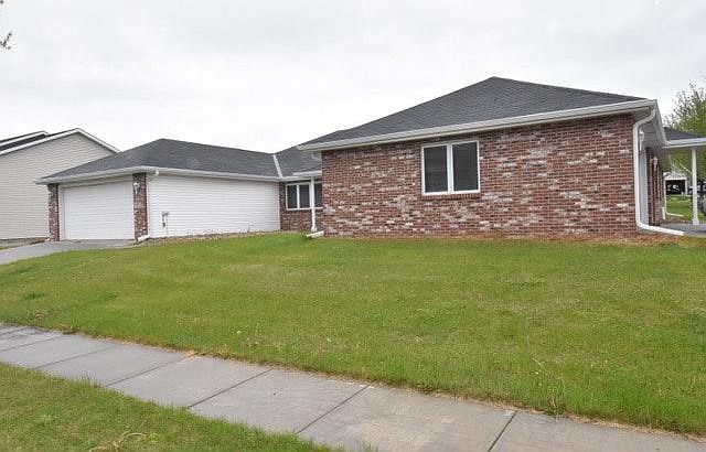 1st image of 2818 Brummond Dr