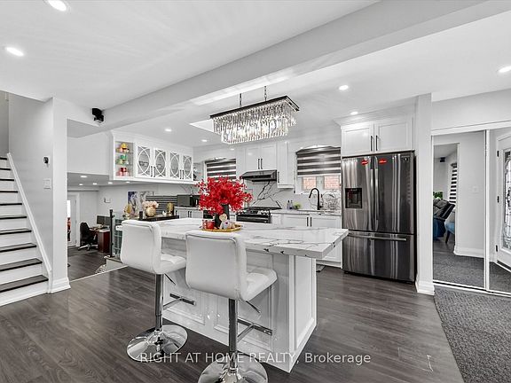 5th image of 314 Morrish Rd