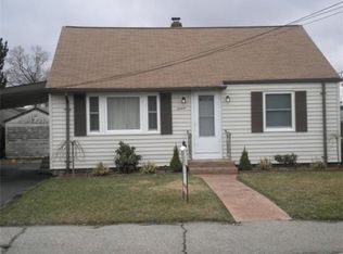 16 Jutras St, Pawtucket, RI 02861