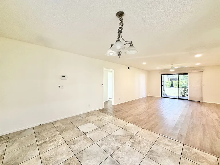 1050 E Ramon Rd #119 — Photo 4