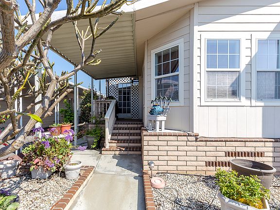 2nd image of 1065 W Lomita Blvd #142