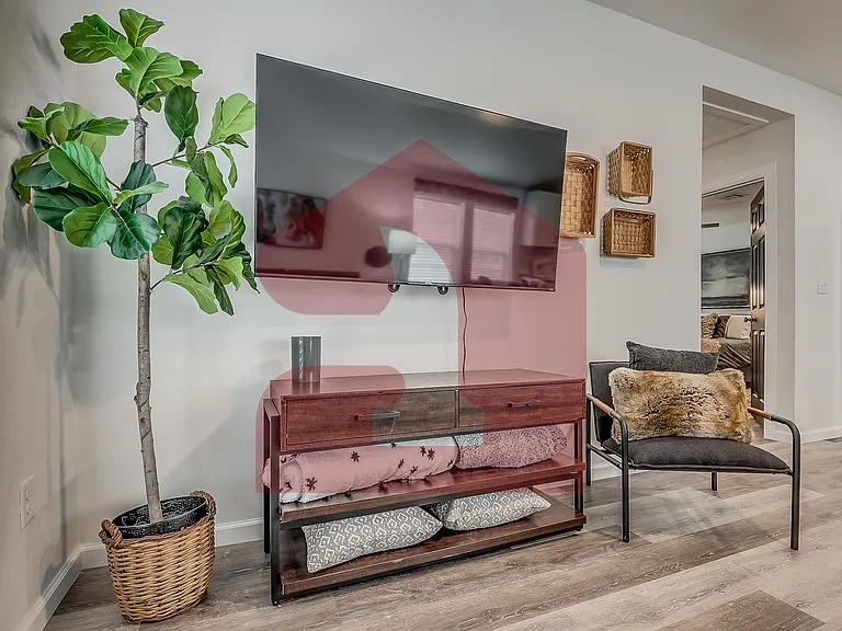 208 E Mosier St — Photo 15