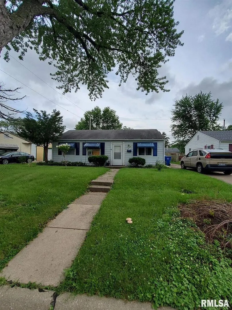 3 bed, 1280 sqft, $1,400 — Photo 1