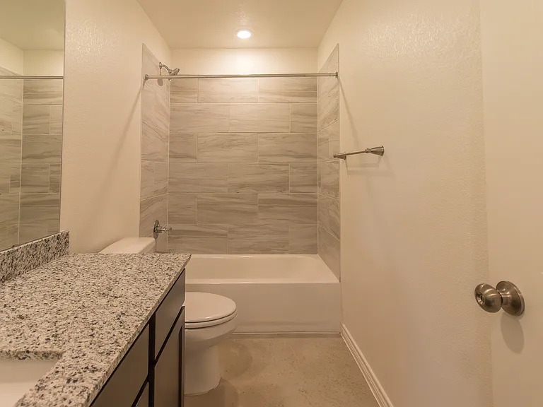 1230 Lehmann Dr #A — Photo 21