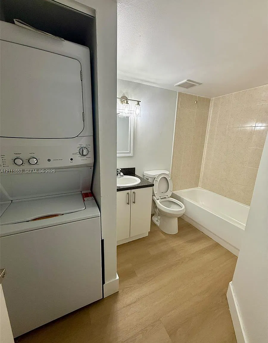 Verabella Falls Condo — Photo 4