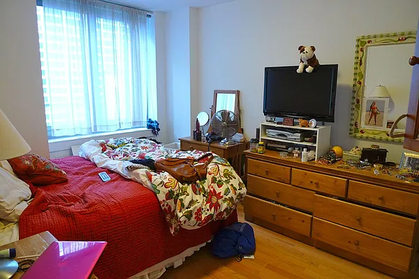 Rented by Corcoran | media 6