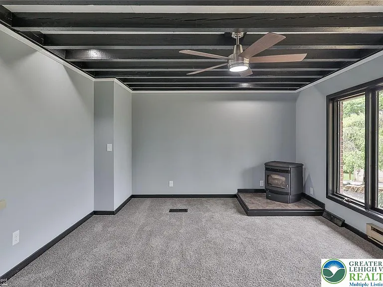 4410 Circle Dr — Photo 18