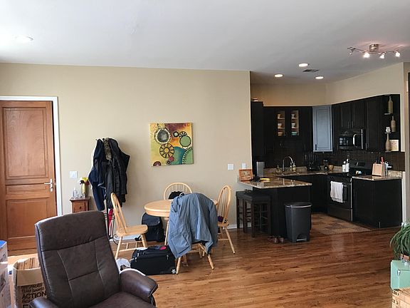 3rd image of 1887 N Winnebago Ave #3W