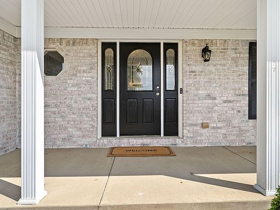 4th image of 138 Tyler Pl