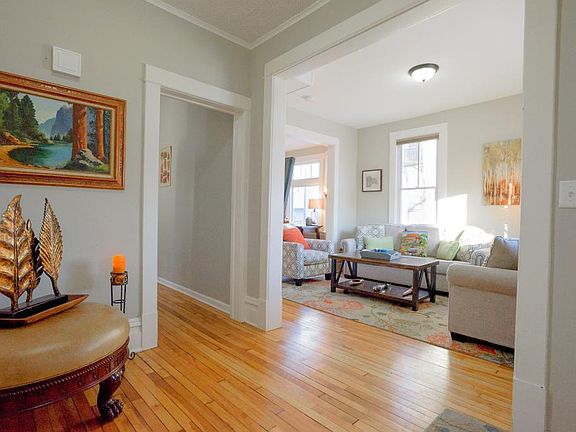 2nd image of 251 Forbes Ave
