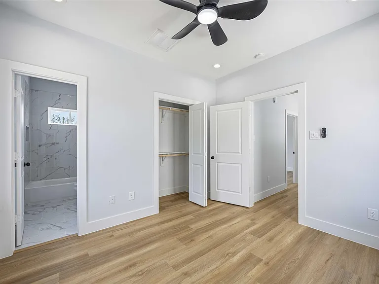 4138 Larkspur St #B — Photo 12
