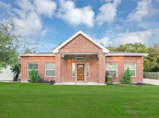 12207 Ashley Circle Dr E, Houston, TX 77071