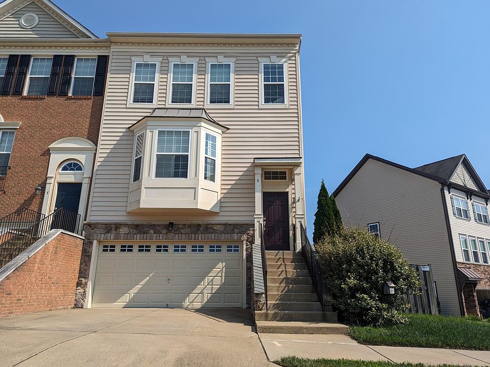 1st image of 9 Ballister Pl
