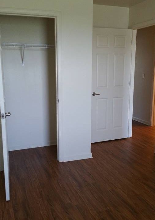 1st image of 1112 Hollan Cir