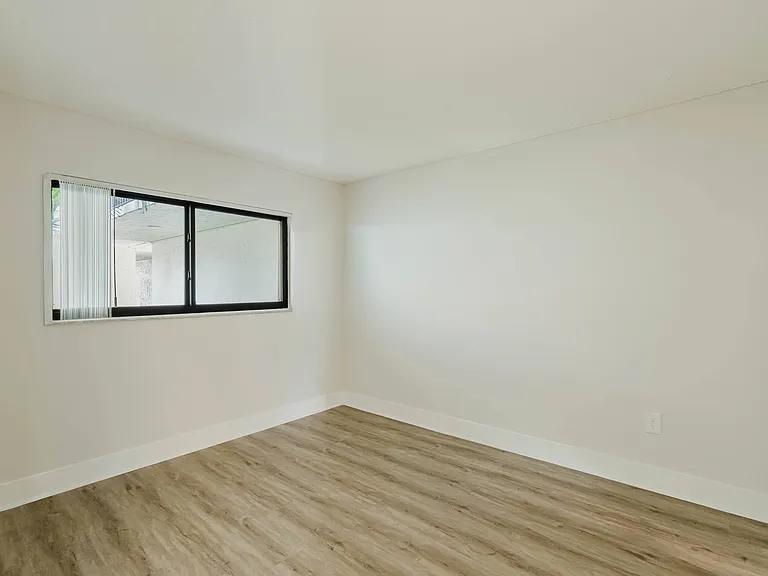 Todel Apartments — Photo 21