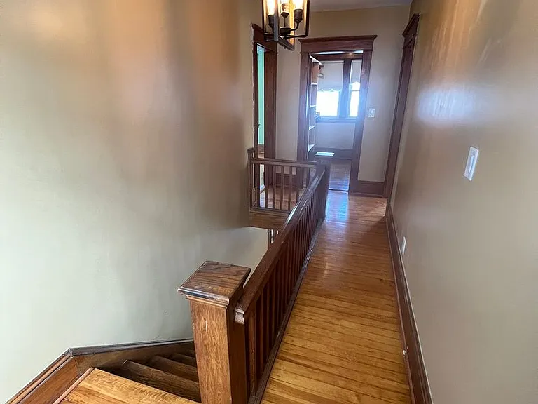 184 Hartford Ter — Photo 20