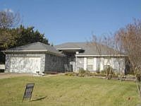 1st image of 7272 Woodlake Cir