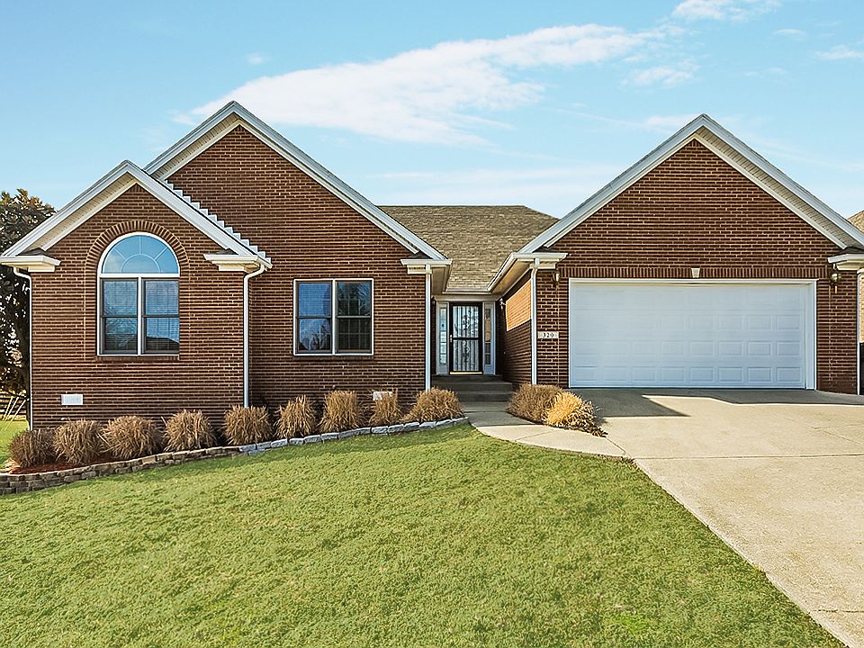 1st image of 320 Savanna Dr