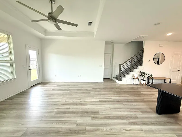 1301 Tan Gable Ln — Photo 15